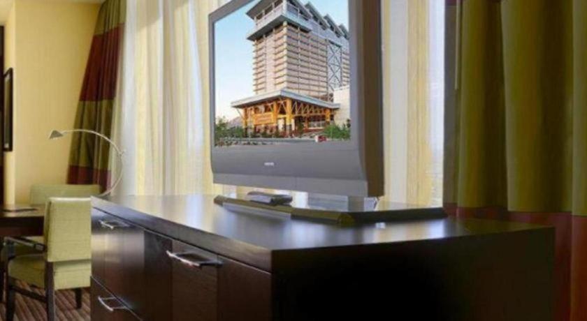 Eastside Cannery Casino Resort Las Vegas
