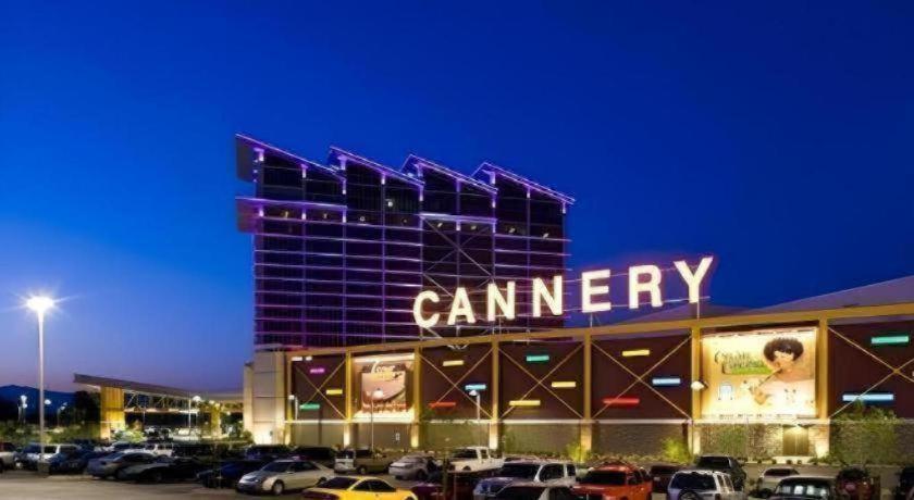 Eastside Cannery Casino Resort 3*